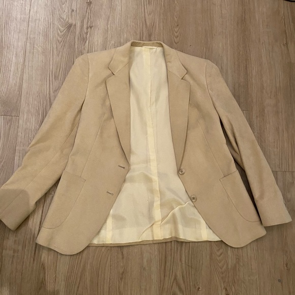 Vintage Tan Suede Blazer - uniquely tailored - Picture 1 of 6